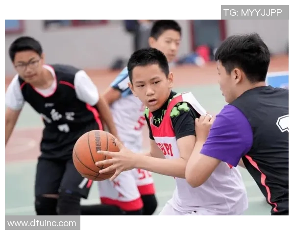 专访杨伟:探寻篮球成功背后的秘密与心路历程 专访杨伟:探寻篮球成功背后的秘密与心路历程